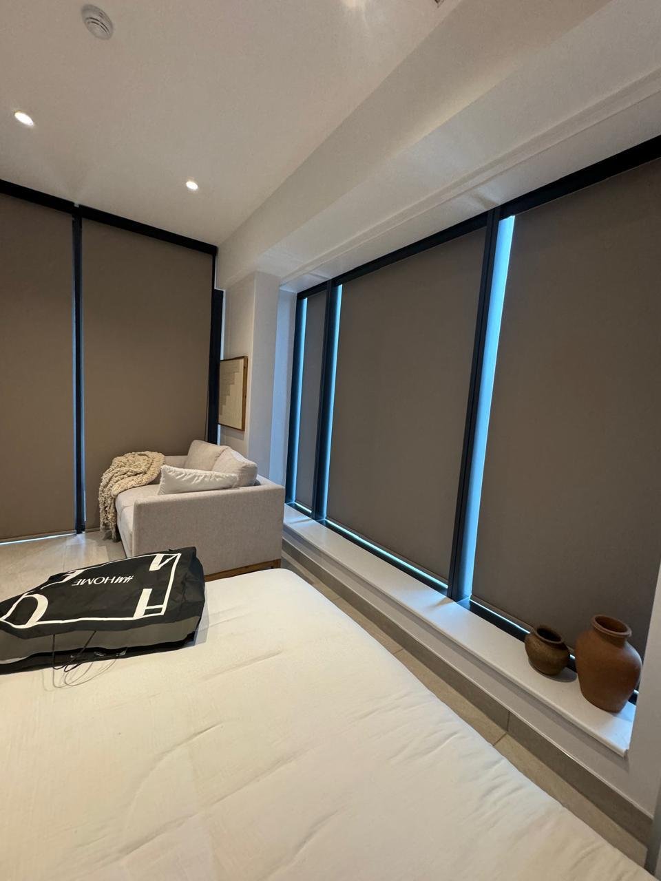 Roller blinds installation